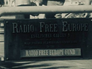 "LISTEN" - radio "Free Europe" before 1989