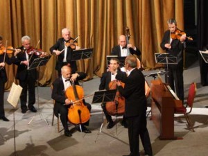 "A Little Night Music in .... Largo "
