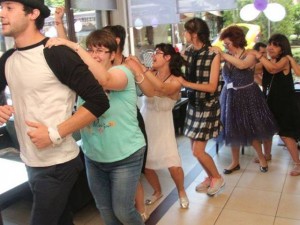 Let's dance with young people with intellectual disabilities.