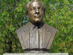 Официално откриване на възстановения бюст-паметник на големия български композитор Панчо Владигеров