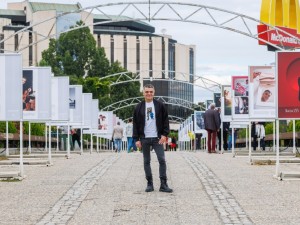 Галерия на открито: Изложбата "Моите будители“ със специално издание "Васко 55" в чест на цигуларя Васко Василев